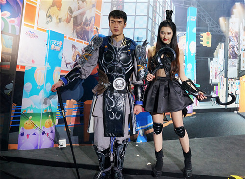 冲破次元墙!2016TGC现场cos精选_178手游