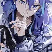 次元墙破了…25岁的Calgary小时候非常喜欢看漫画,现在她已经是一名化妆师,能够将自己喜爱的人物搬到现实中了!